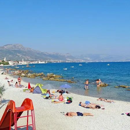With A Parking Space Kastel Novi, - 22702 Appartement *