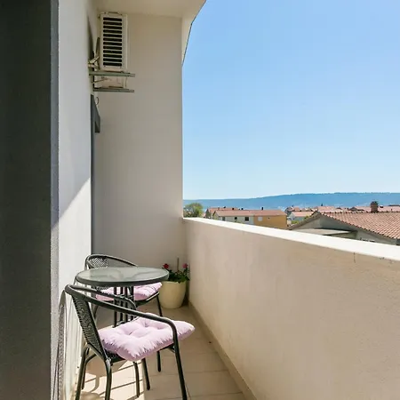 Appartement With A Parking Space Kastel Novi, - 22702
